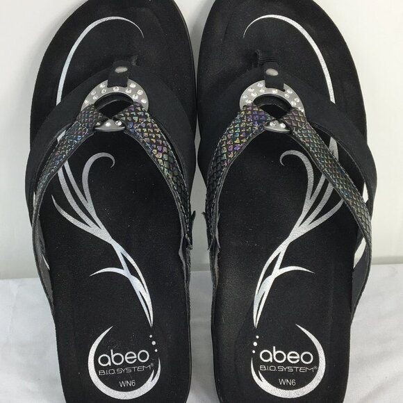 Abeo Biosystem Black Embellished Thong Flip-Flop Sandals Size 6 GREAT Condition - Picture 1 of 8